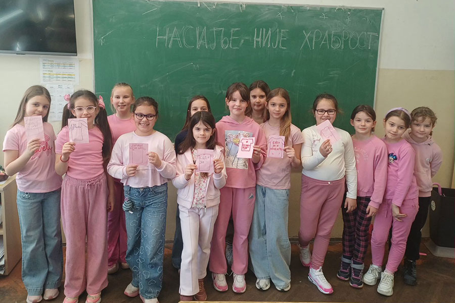 Dan-ruzicastih-majica