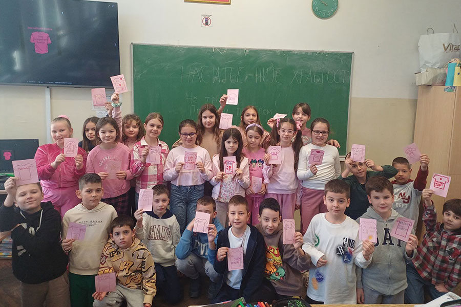 Dan-ruzicastih-majica